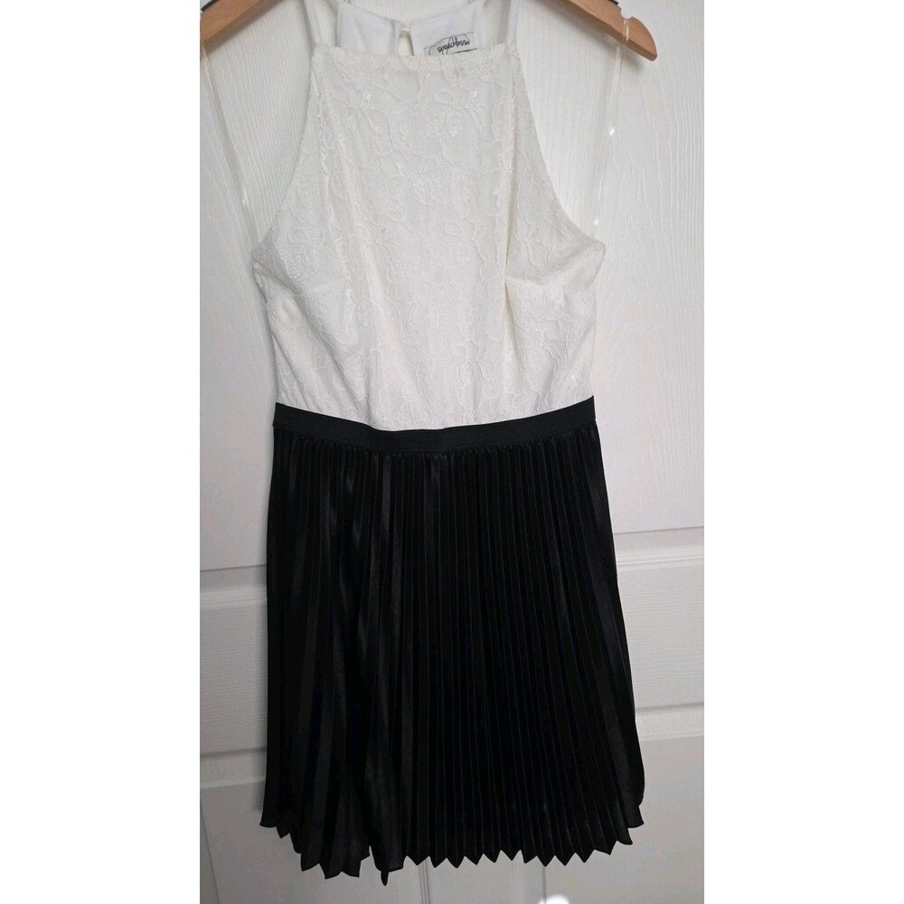 Speechless Black Satin White Lace Dress L Party Homecoming Wedding Fully Lined